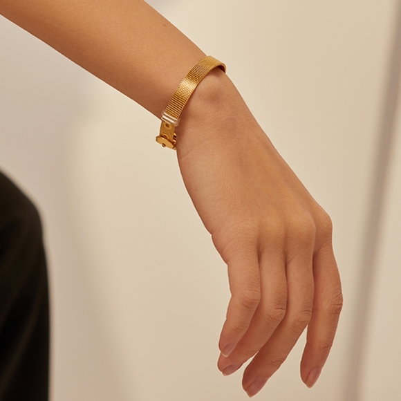 Chic Bangle Bracelet - Picture 8 of 8